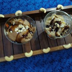 A picture of Chocolate banana ice cream.