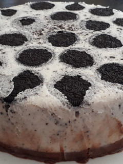 Una foto de Postre helado Oreo 😋