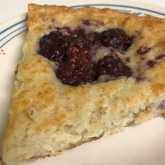 A picture of Blackberry Cheesecake Danish Slab.