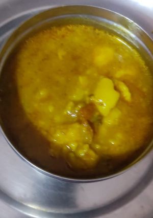 A picture of Aloo tamatar.