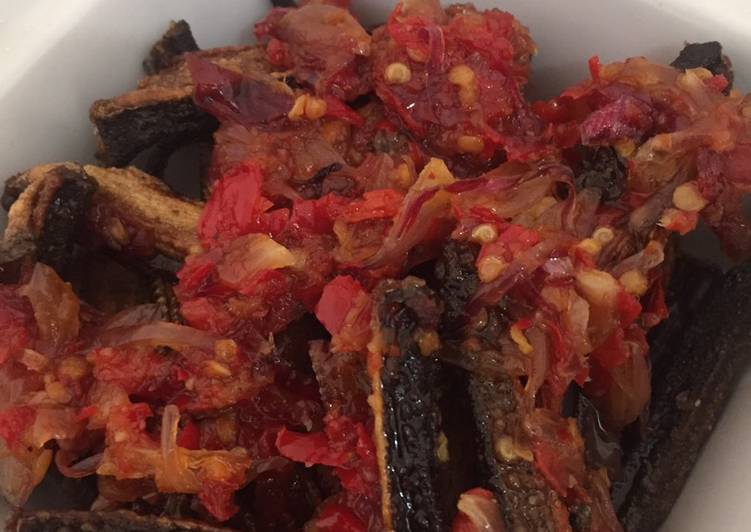 Belut kering balado