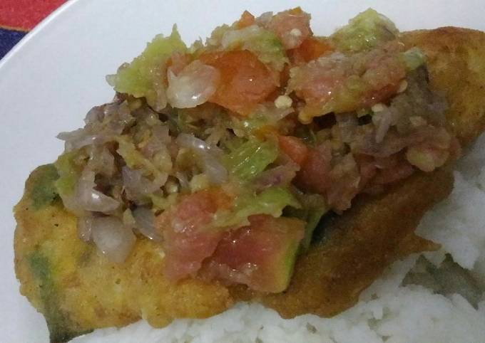 Langkah Mudah untuk Membuat Telur Crispy Geprek Sambal Pecak, Enak