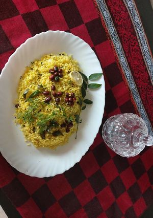 A picture of Lemon rice.