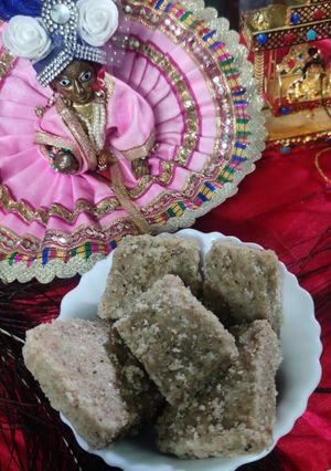 पंजीरी (panjiri recipe in Hindi) रेसिपी मुख्य फोटो