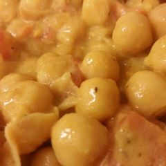 A picture of Curry Chickpeas.
