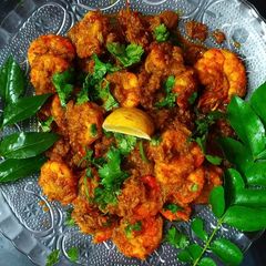 A picture of Chettinad dry prawn.