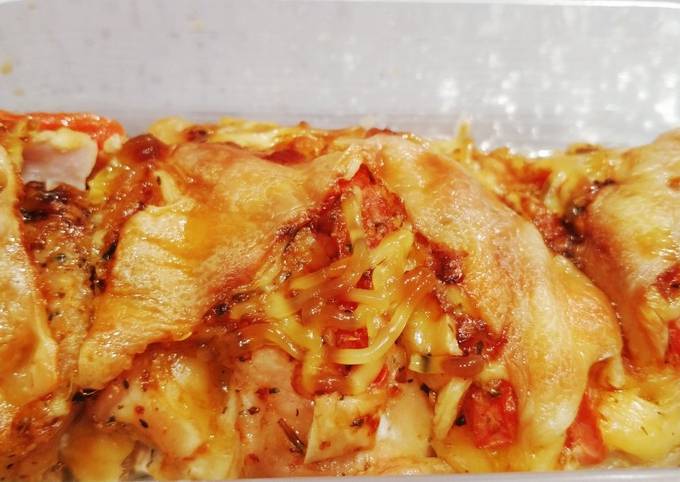 Куриное филе с помидорами и сыром в духовке, пошаговый рецепт с фото на ккал