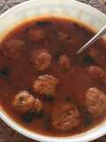 Albóndigas de cerdo en salsa