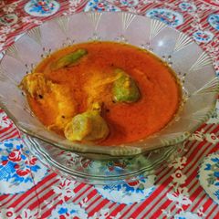 A picture of Achari chicken.
