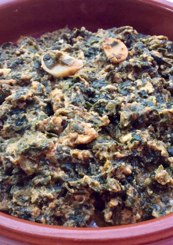 Una foto de Espinacas esparragadas con huevo🍃🥚🥖