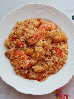 Una foto de Arroz con merluza y verduras muy fácil de preparar