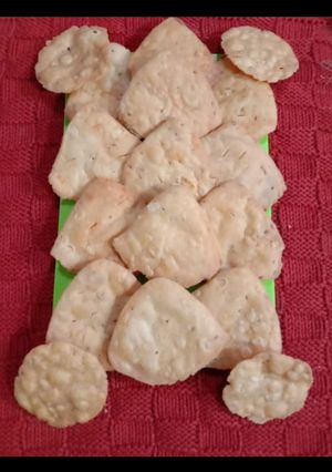 મસાલા પૂરી (masala puri recipe in gujarati) રેસીપી મુખ્ય ફોટો