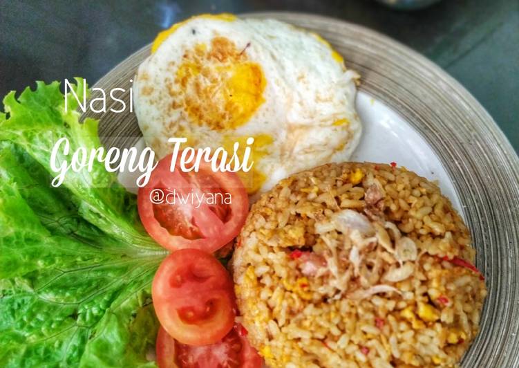 Resep masakan Nasi Goreng Terasi | Cara Buat Nasi Goreng Terasi Yang Enak Banget