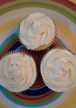 A picture of Vanilla Buttercream Frosting.