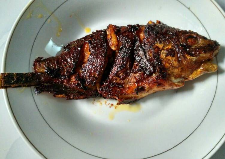 Ikan mujaer bakar teflon