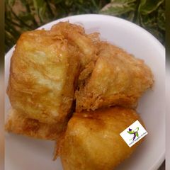 A picture of Fried tofu with egg.