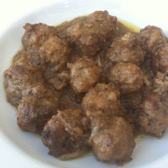 A picture of Meatballs (Albóndigas).