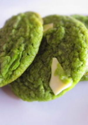 A picture of Matcha Green Tea and White Chocolate Cookies.