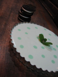 A picture of Polka Dot Grasshopper Pie.