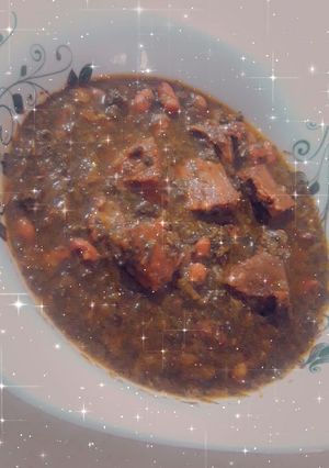 عکسی از دستور قورمه سبزی با سبزی خشک😋