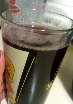 A picture of Jamaica water .(Mexican drink).