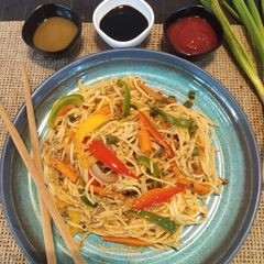 A picture of Veg hakka Noodles.