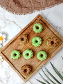 Foto resep Bolu Kukus Coklat Pandan