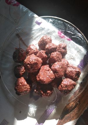 Φωτογραφία της συνταγής Ferrero Rocher (σαν) με καρύδια και μπισκότα
