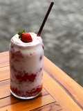 Cream Strawberry Latte