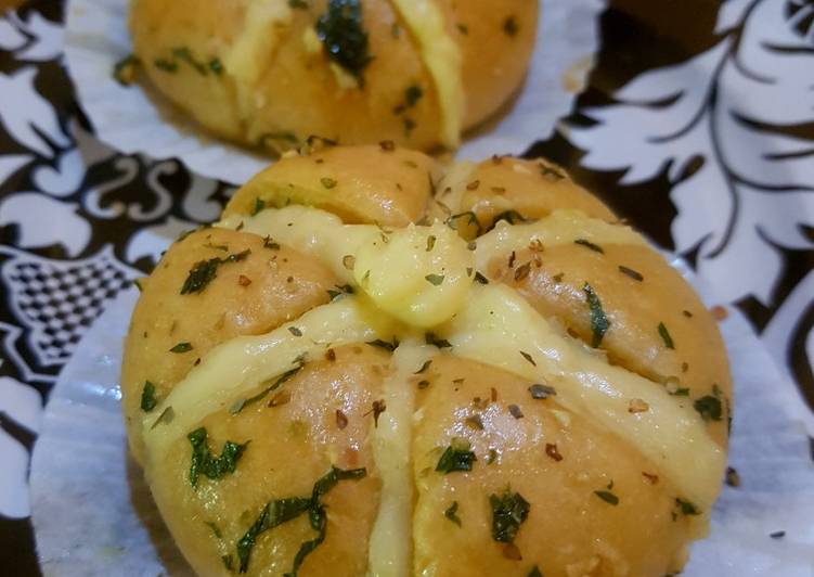 Korean Garlic Bread