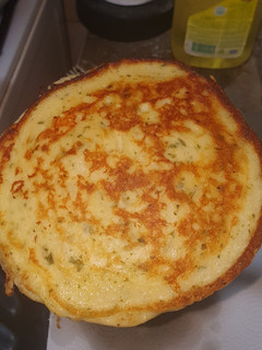 Una foto de Tortillas de puré y queso