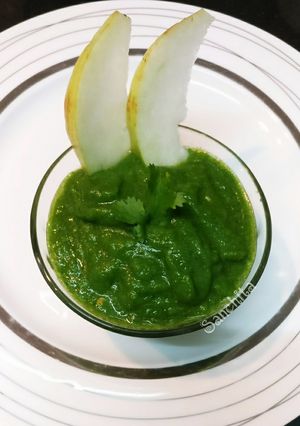 A picture of Spicy Guava Chutney.