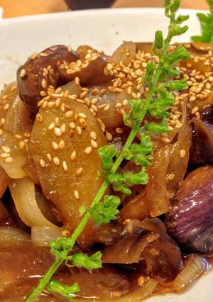 A picture of Stir-fried Eggplants with Sweetened Vinegar.