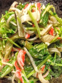 A picture of Lettuce Salad.