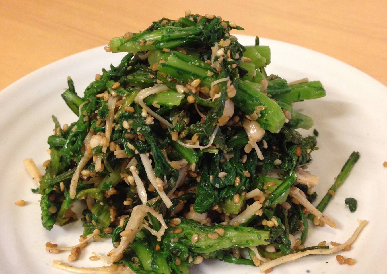 Komatsuna and Enoki Mushrooms with Sesame Sauce