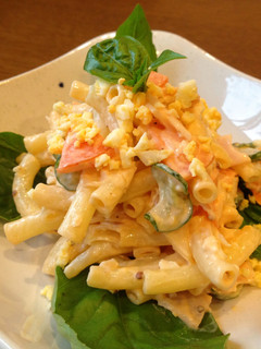 A picture of Macaroni Salad.