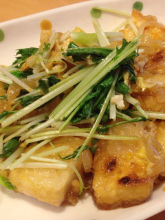 A picture of Egg-Drop Soup with Tofu (Tamagotoji).
