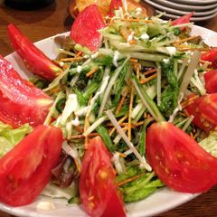 A picture of Crispy Green Salad.