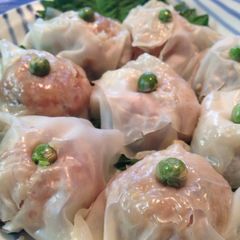 A picture of Japanese Shumai.