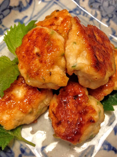 A picture of Chicken & Tofu Meatballs.