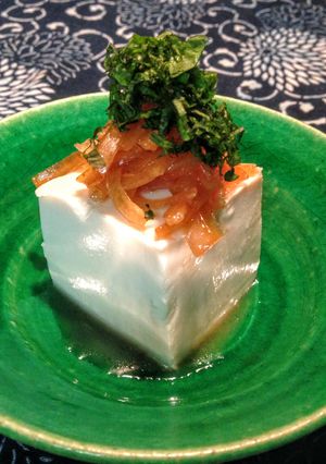 A picture of Sweet-Sour Onion Dressing with Tofu.