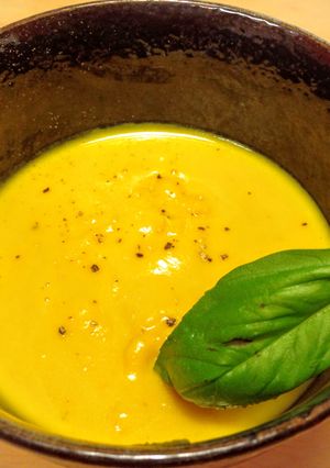 A picture of Pumpkin Soup.