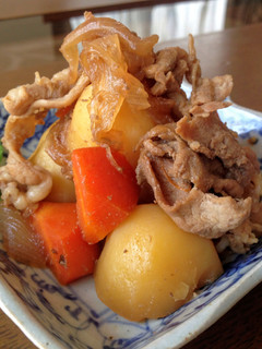 A picture of Braised Pork and Potatoes.