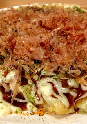 A picture of Okonomiyaki.