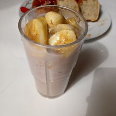 A picture of Banana smoothie.