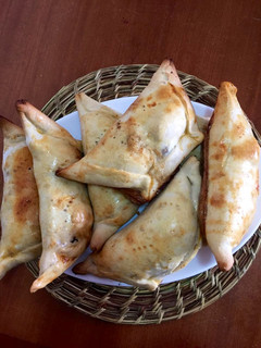 Una foto de Empanadas de pino al horno