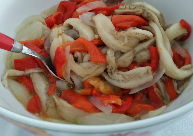Simple Way to Prepare Homemade Roasted Red Pepper, Aubergine and Onion Salad (Escalivada)