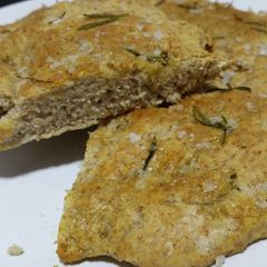 A picture of Tuscan flatbread with wholemeal flour.