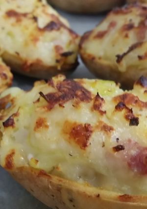 A picture of Stuffed Jacket Potatoes.