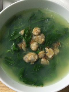 Hình của món Canh ngao nấu với rau mùng tơi.